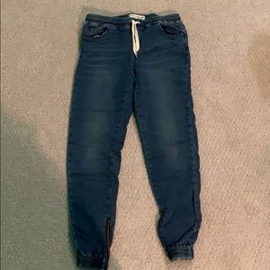 Bullhead Jean joggers